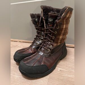 UGG Adirondack II Brown Plaid Snow Waterproof Winter Boots Men's 8.5 Women's 10